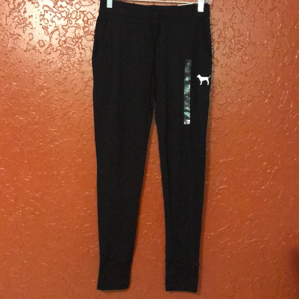 New Pink VS Skinny joggers